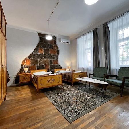 Apartments Pushkin Street Yerevan Exterior photo