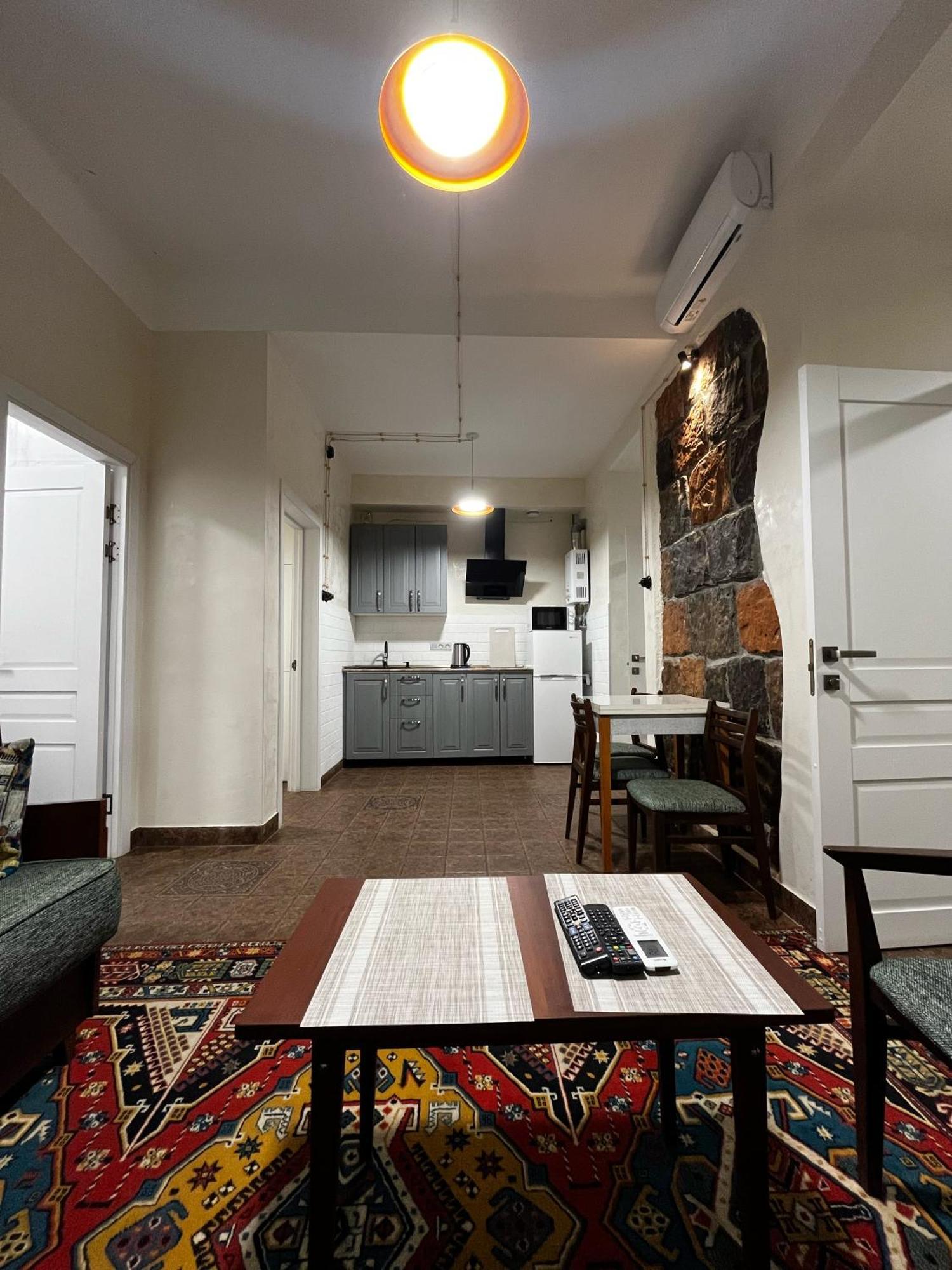 Apartments Pushkin Street Yerevan Exterior photo